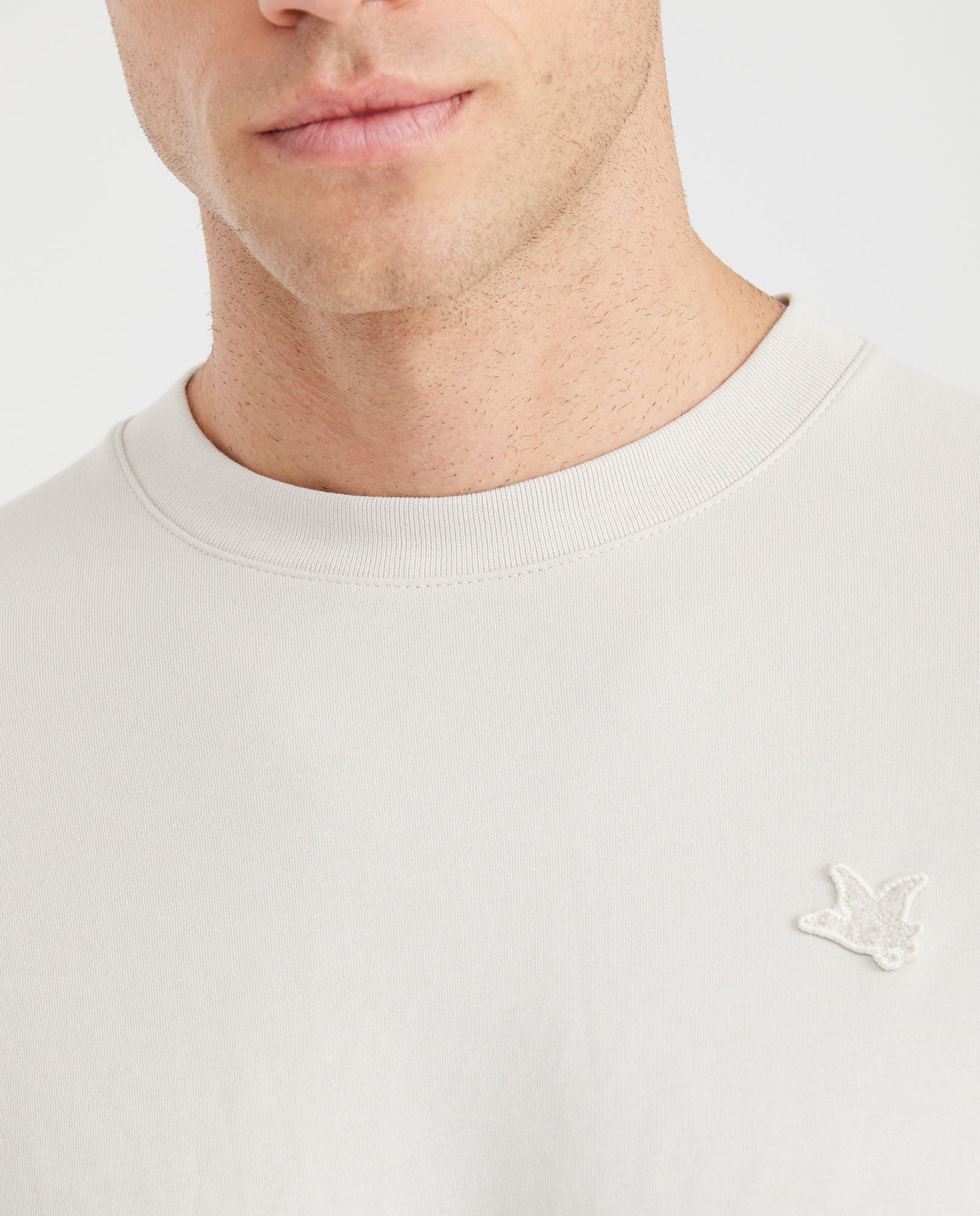 Men's Slim Fit T-Shirt Embroidered Front Graphic Ribbed Neck 100% Cotton - 2