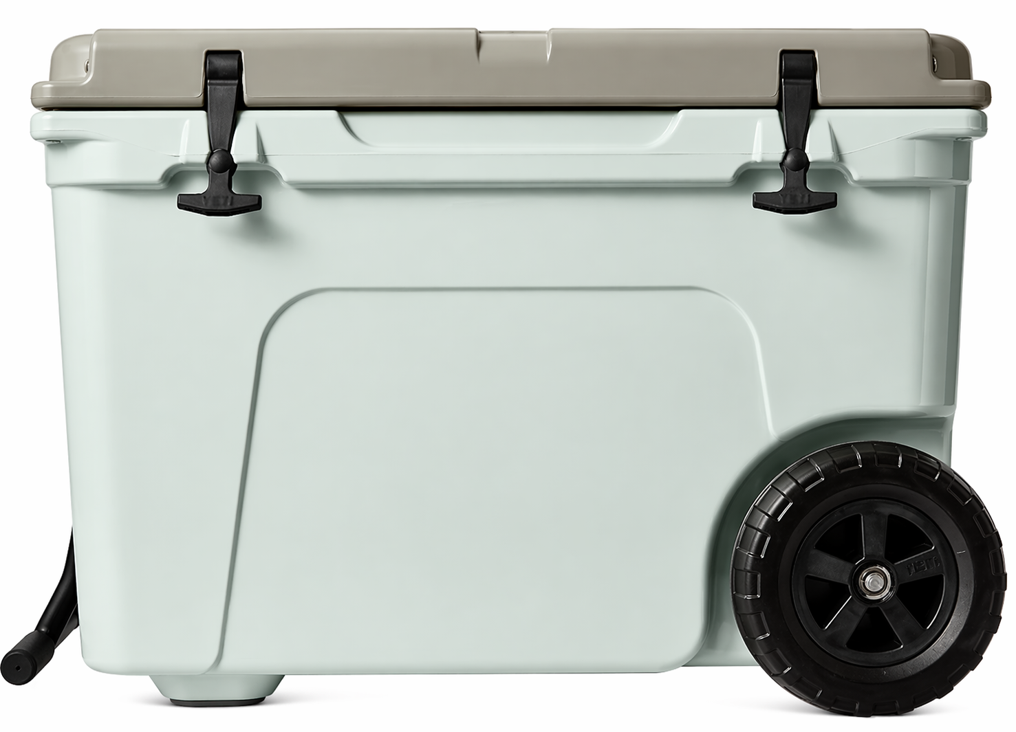 YTH Wheeled Cooler