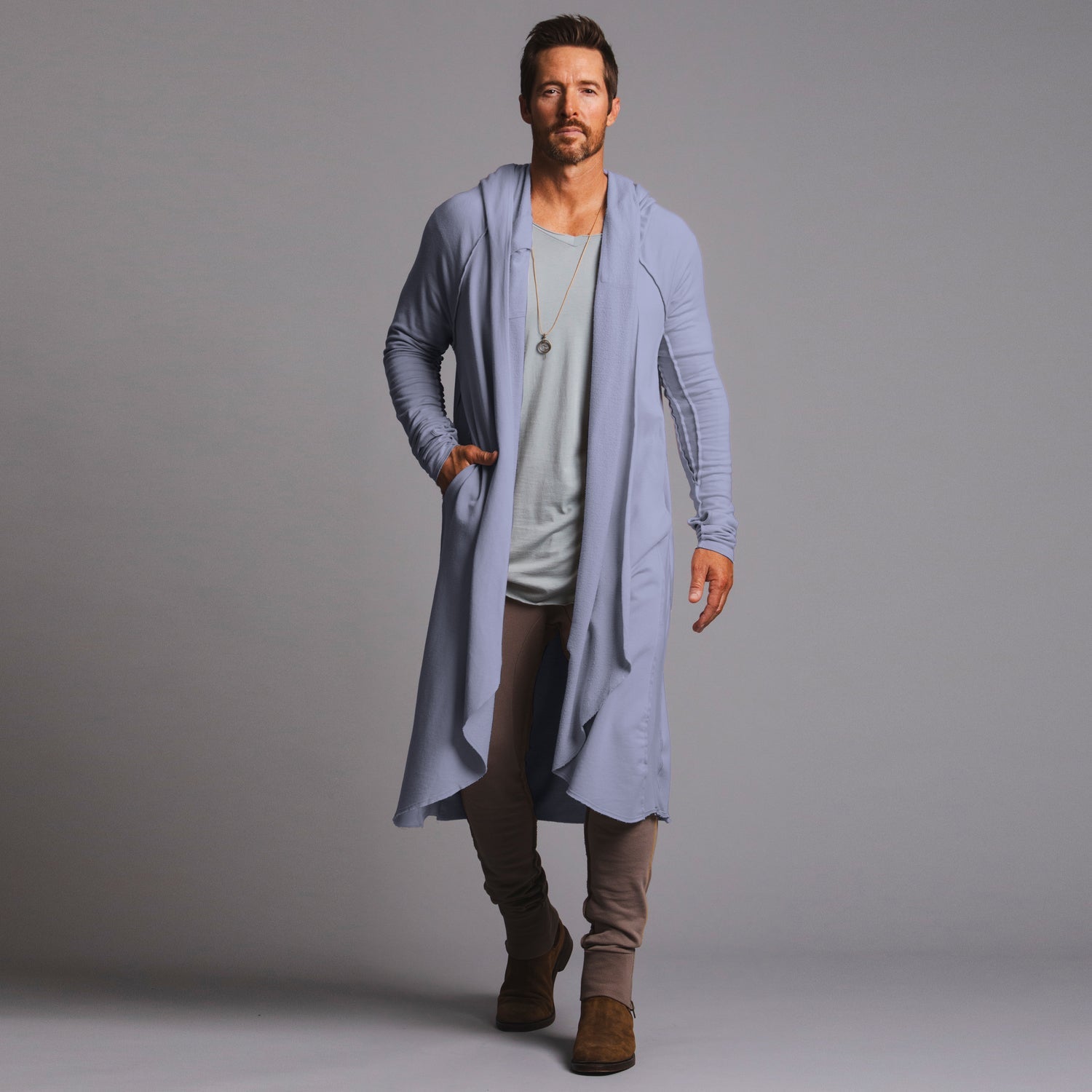 Man modeling a moonbeam kairos duster
